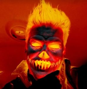 Meet your Posher, Dustin